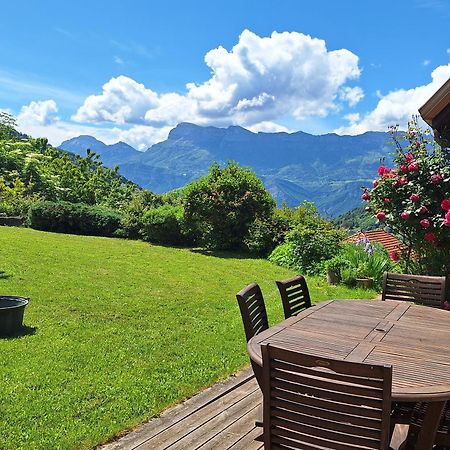 Eco-Logis Mad'In Belledonne Bed & Breakfast Theys Bagian luar foto