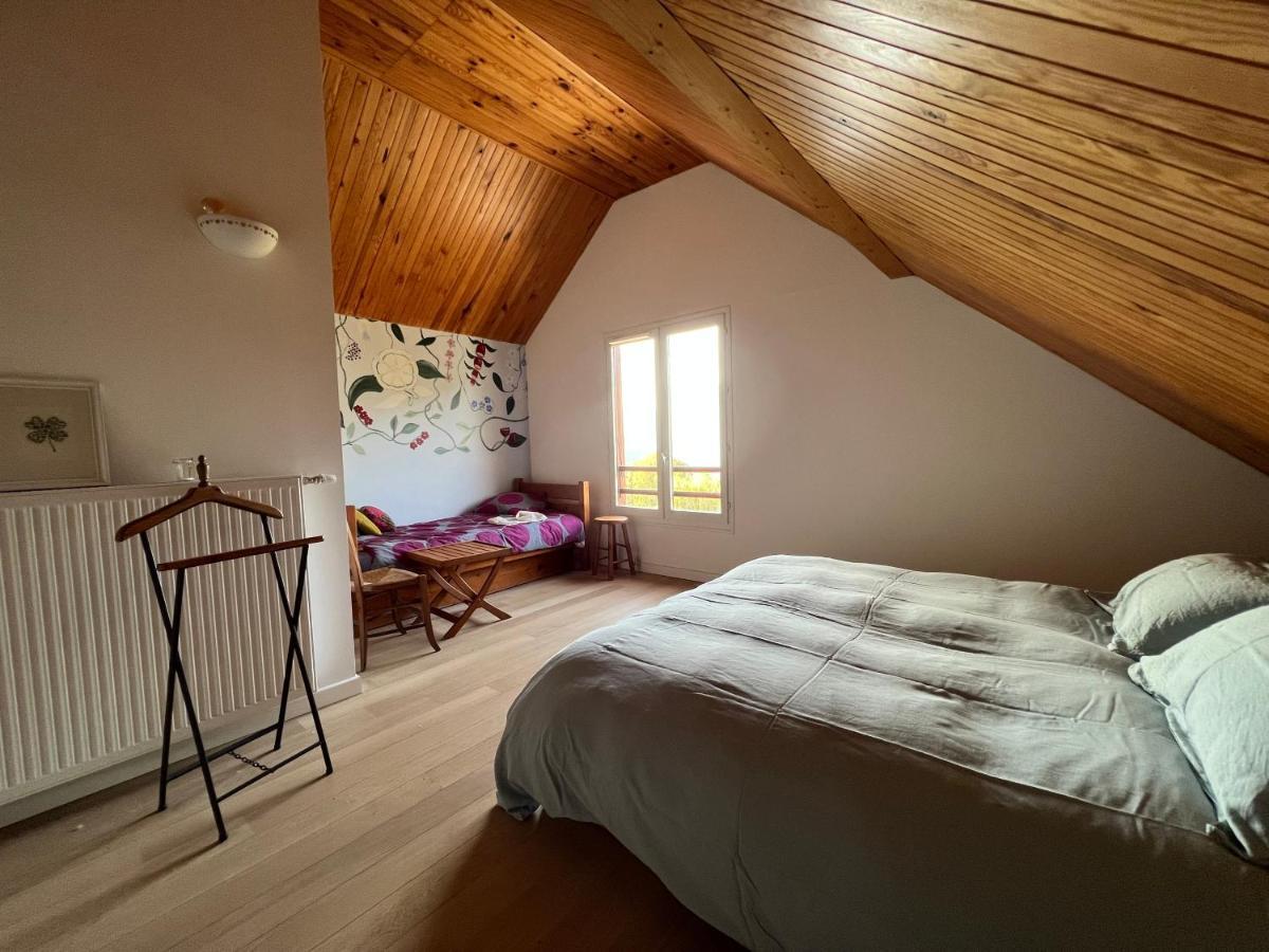 Eco-Logis Mad'In Belledonne Bed & Breakfast Theys Bagian luar foto