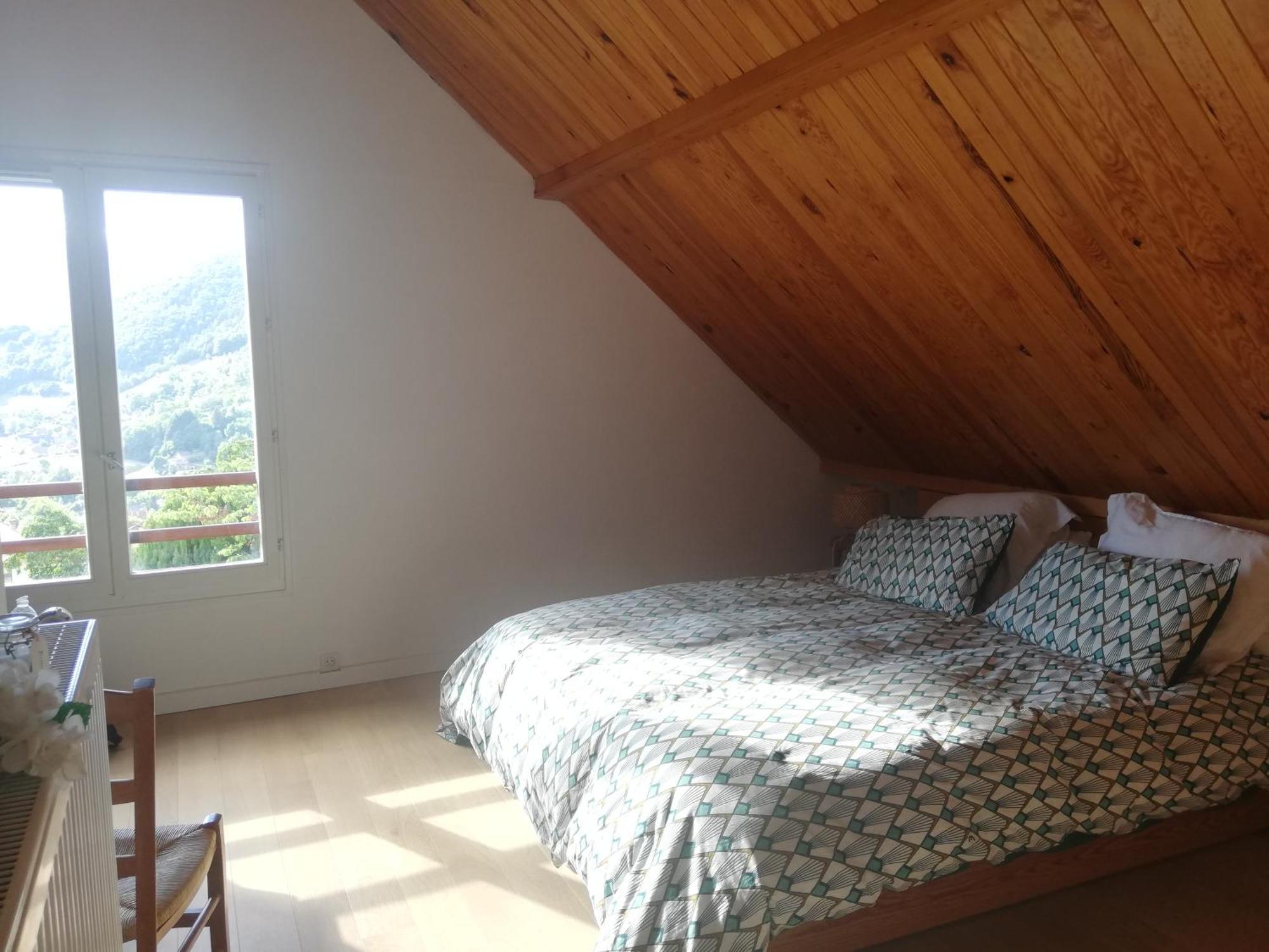 Eco-Logis Mad'In Belledonne Bed & Breakfast Theys Ruang foto